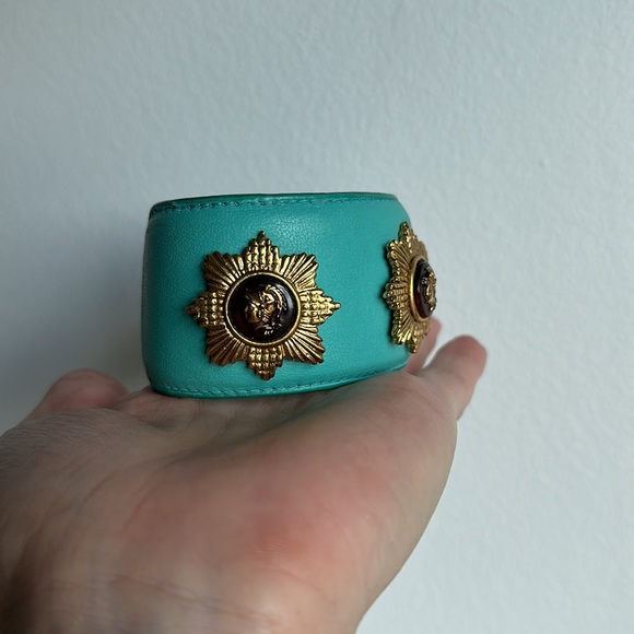 Turquoise LEATHER adjustable bracelet - Picture 6 of 6